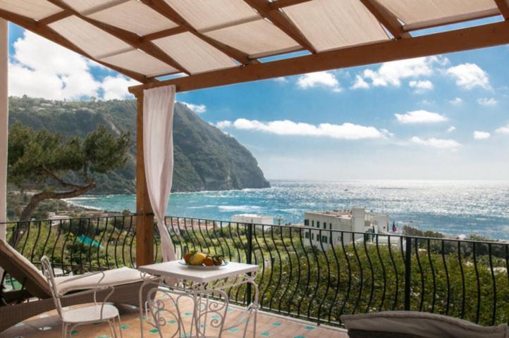 Hotel Villa Bianca Forio  Exterior photo